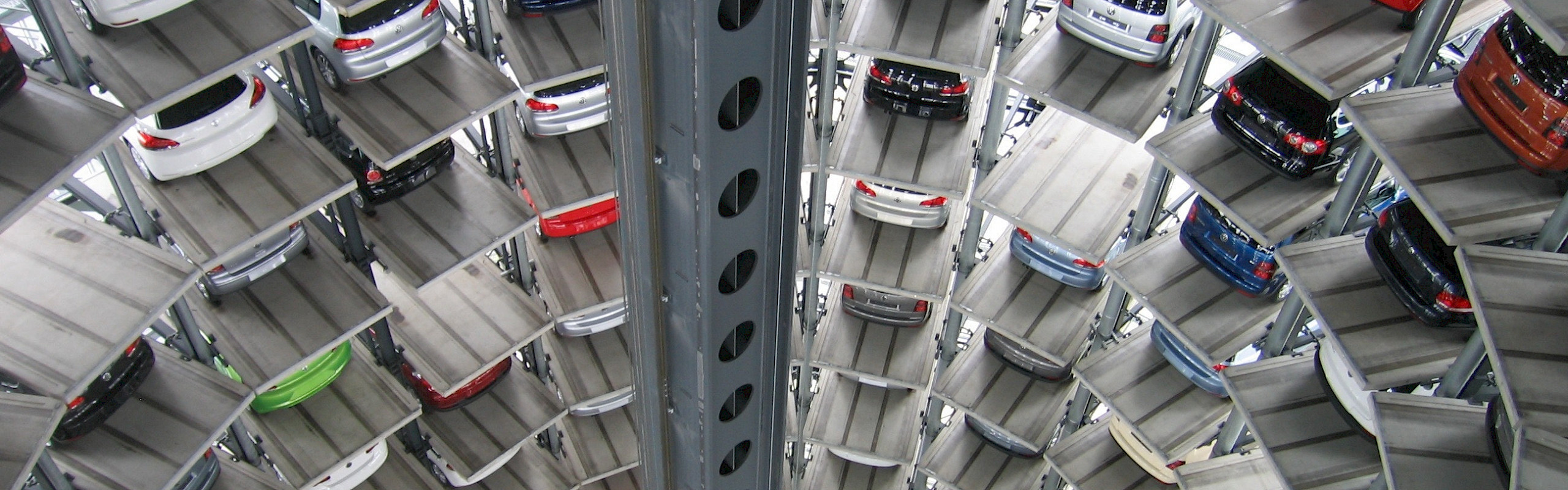 Vertical parking garage